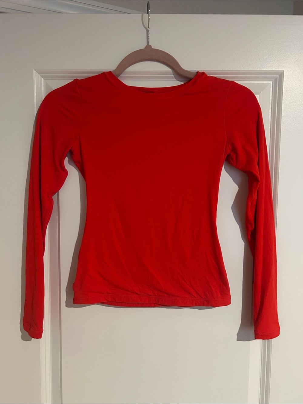 Women's Red Long-Sleeve Crewneck Top